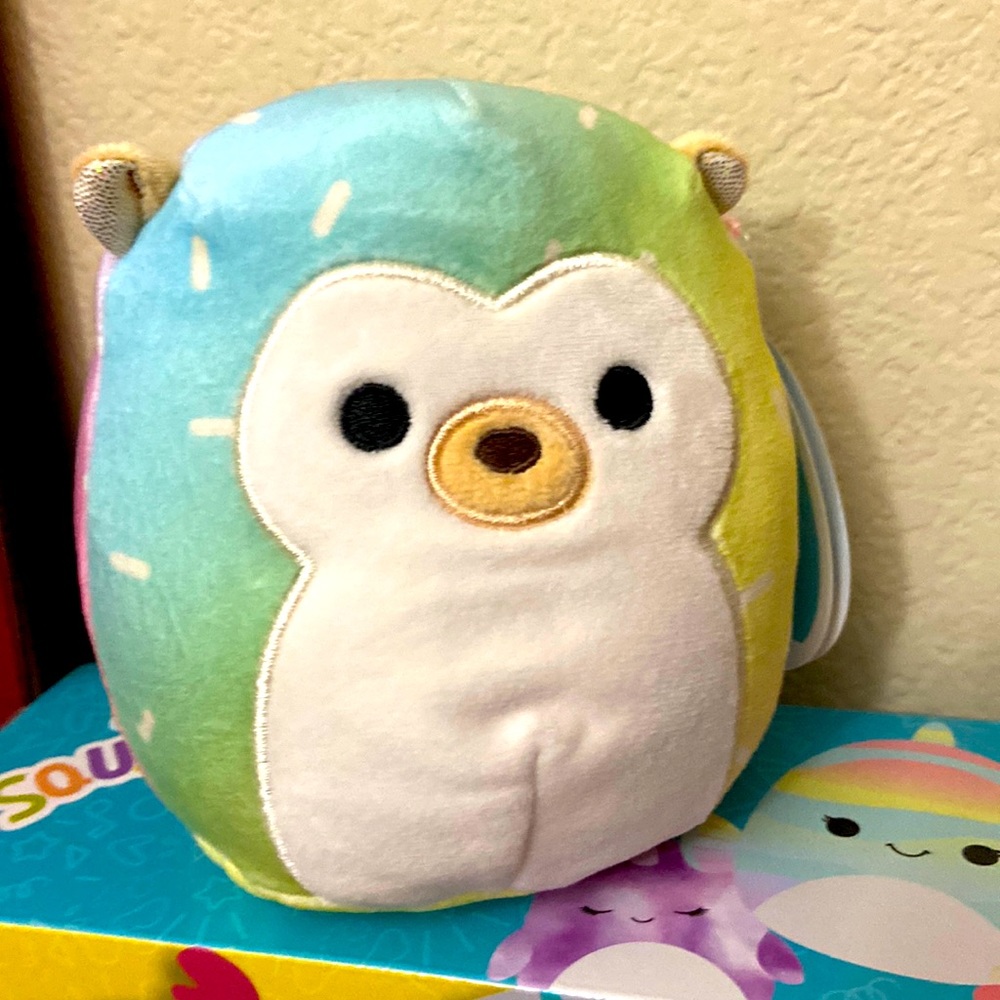 Bowie Squishmallows The Tie Dye Hedgehog 5”